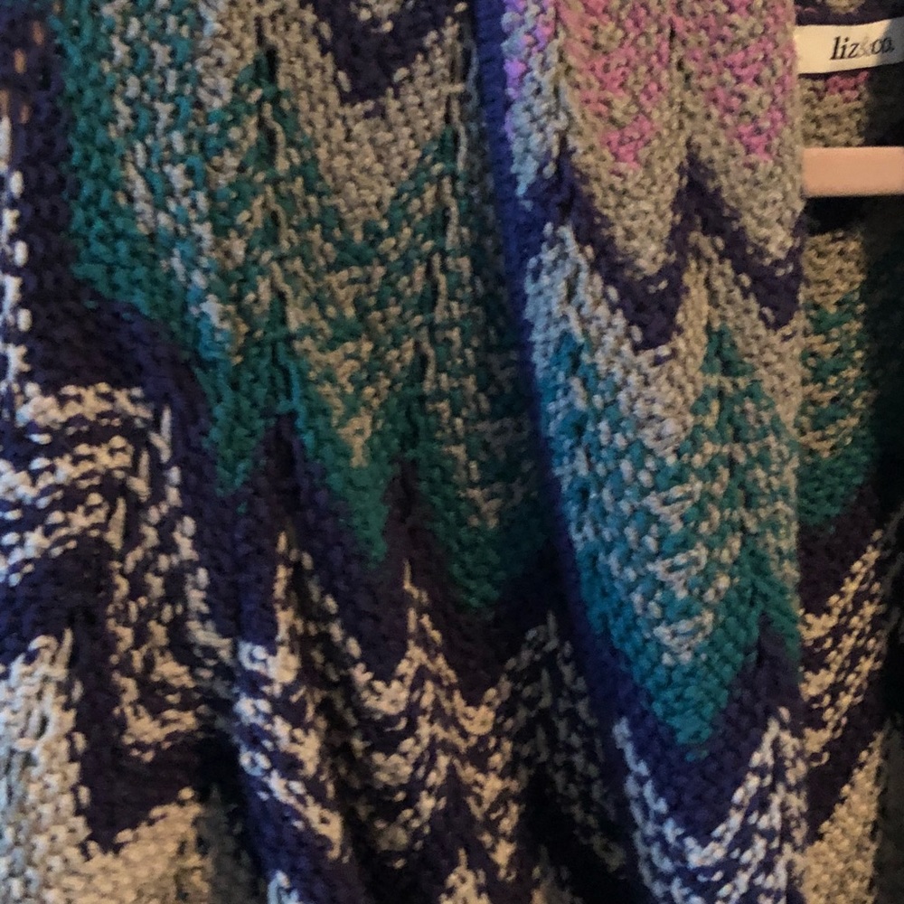 Sweater - Picture 3 of 3